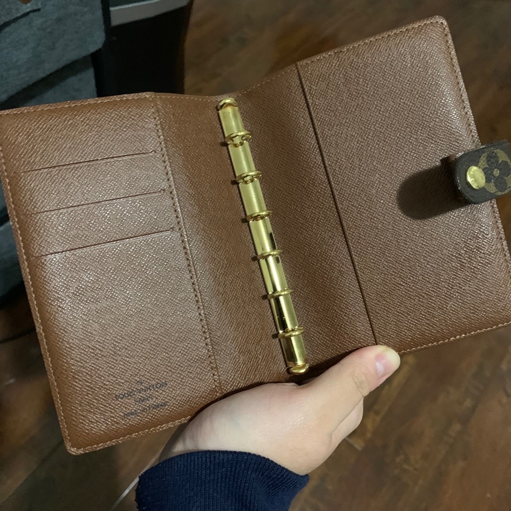 Louis Vuitton PM agenda